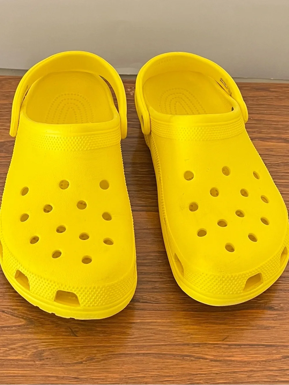 CROCS Classic Clog in Bright Yellow for Men